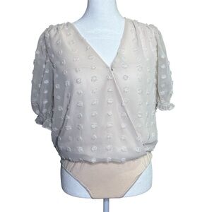 She + Sky Blouse Bodysuit M Sheer Beige Swiss Dot Popcorn Puff Short Sleeved